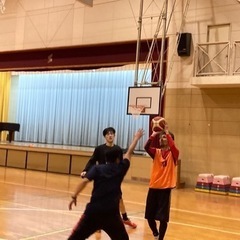 バスケ仲間募集中！！