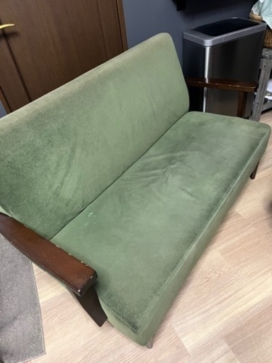ベルベット生地ソファ