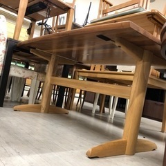 ibata（イバタ）ダイニングテーブル ウォールナット×レッドオーク【トレファク堺福田店】の画像