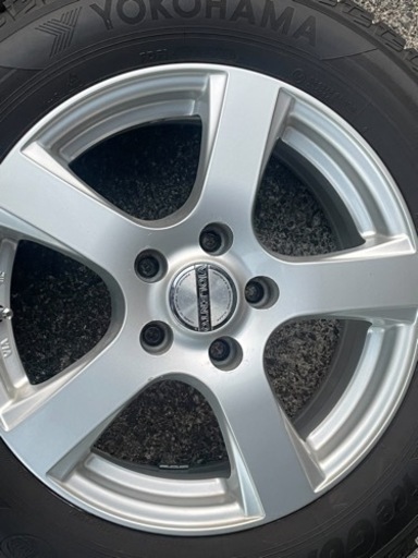 値下げしました。マークxに履いてたスタッドレスタイヤです。