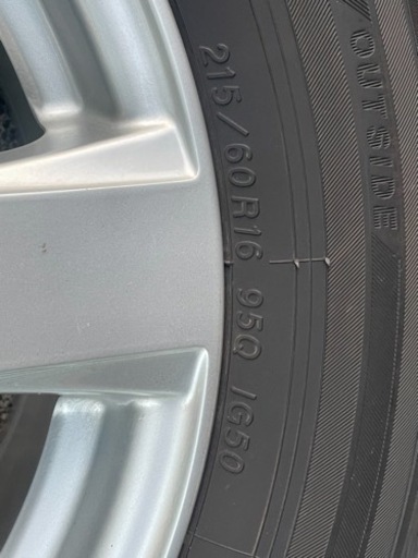 値下げしました。マークxに履いてたスタッドレスタイヤです。