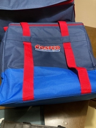 【コストコ　クーラーバッグ2つ＋ショッピングバッグ2つ】2000円