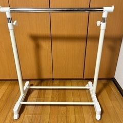 ハンガーラック