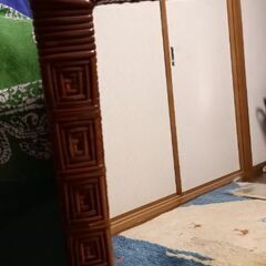 ★値下げ★ 手作り皮籐細工◆落ち着いた柄縁　鏡◆の画像