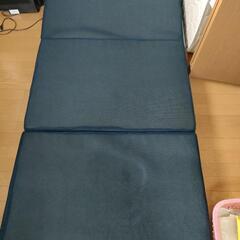【引き取り先決定】極厚 マットレス 折りたたみ 可能 の画像
