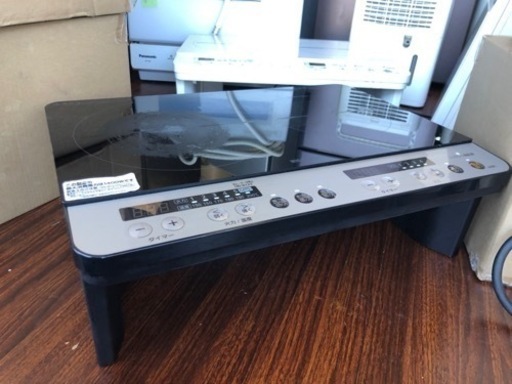 配送可能　保証付き　2020年式　アイリスオーヤマ IHクッキングヒーター 2口IHコンロ 1400W 脚付 ブラック IHK-W12S-B