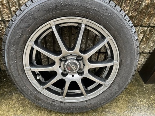 スタッドレスタイヤ　トヨタタンク、ルーミー