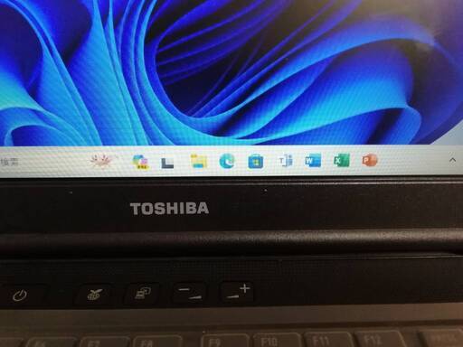東芝 ノートパソコン Win11 SSD120GB ワード エクセル 付き