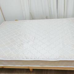 新品カバー付き！すのこダブルベッド　マットレス付き