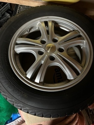 ジューク　スタッドレスタイヤ