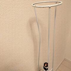 間接照明　骨組みと中身の画像