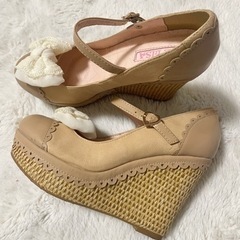 値下げ！【美品】　LIZ LISAのパンプス　新品未使用の画像