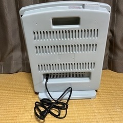 遠赤外線電気ストーブ スチーム機能付　ユーイング US-QS900F の画像