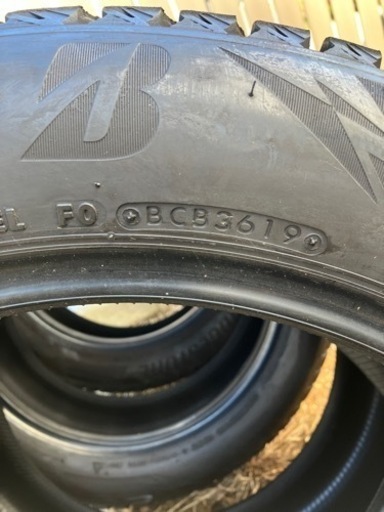 中古スタッドレス235/55-19 ブリヂストンDM-V3