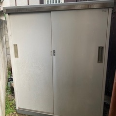 イナバ物置　収納　丈夫な物置　の画像