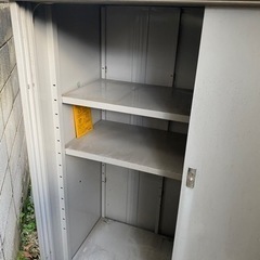 イナバ物置　収納　丈夫な物置　の画像