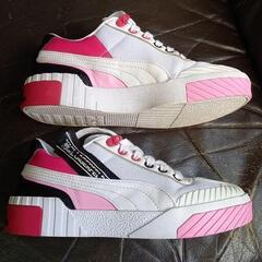 PUMA カールラガーフェルド コラボ レディース　スニーカー　24cm　の画像