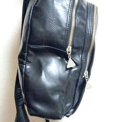 GUESS　ゲス　リュック バックの画像