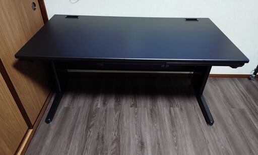 【送料別】事務机平机 幅1400×奥行700×高さ700mm LHD-147B