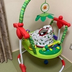 はらぺこあおむし　ジャンパーの画像