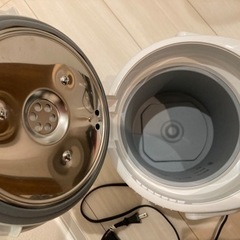 【取引中】象印スチーム加湿器 EE-RN35の画像