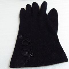 ■黒色手袋・ぐるぐるの画像