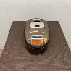 TIGER タイガーIH炊飯ジャー　5.5合　JKT-V101 ...