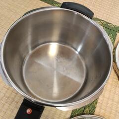 フィスラー  高級圧力鍋 ビタクイック 4.5L ガラス蓋付 の画像