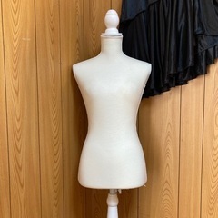 ９号トルソー（女性用）　お譲り先決まりました