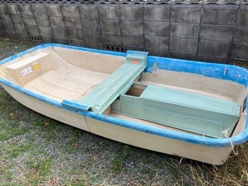 YAMAHA2分割FRPボート、SUZUKI4スト2馬力船外機