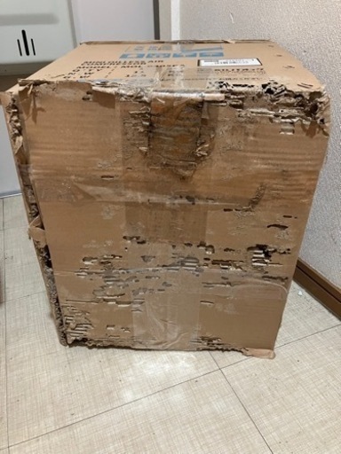 【取引終了】ミニオイルレスエアコンプレッサー格安！