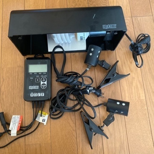 爬虫類用　ヒーター　電気