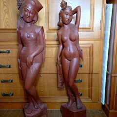 女体像(木彫り)