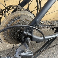 【ジモティー限定!25日までの特別価格‼️】 キャノンデール バッドボーイ Lサイズ ディスクブレーキ クロスバイク 700c 艶消しの画像