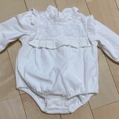 【美品】ベビーロンパース　お食い初め　お宮参り　撮影用の画像