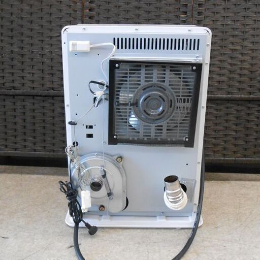 未使用、新品　石油FFストーブ チョーフ　SUNPOT FF-4211 サンポット 本年度入荷品 FF式 灯油 温風ストーブ CHOFU(旧 サンポット