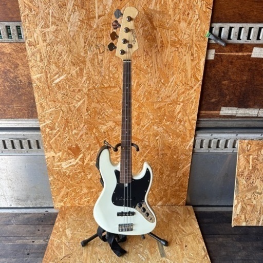 Bacchus ベース universe series バッカス　ホワイト