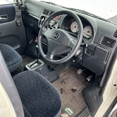 売約済みです！直ぐ乗れます！4WDホンダバモス！内外綺麗です！スタッドレス装着済み！夏アルミタイヤも付属！錆び無く下廻りも綺麗です！車検7年3月まで！総額24万円の画像