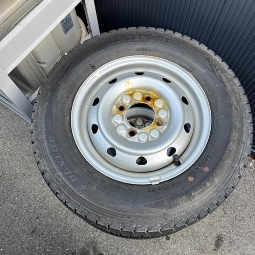 軽自動車　スタッドレスホイール付き　ナットも差し上げます