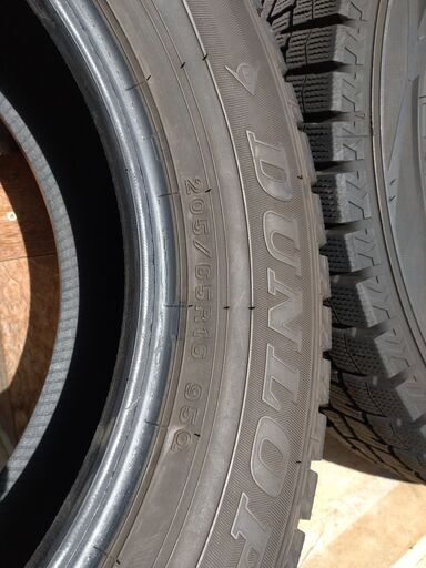 【最終値下げ】スタッドレスタイヤ4本　美品