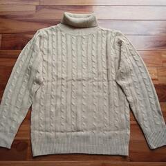 ハイネックセーター(L)ほぼ新品