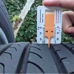 215/60R17　ENKEI製アルミホイールBLUEARTH RV-02 4本　の画像