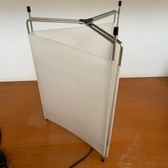 床置き照明　差し上げます。