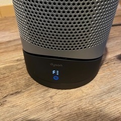 ダイソン　Dyson Pure Hot + Cool HP00IS  空気清浄機　扇風機　電気ファンヒーターの画像