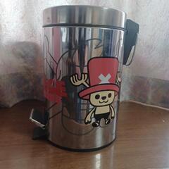 ワンピース　ごみ箱の画像