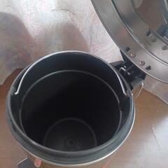 ワンピース　ごみ箱の画像