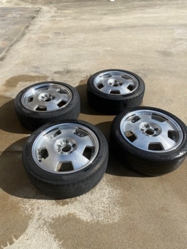 ホイール17インチ