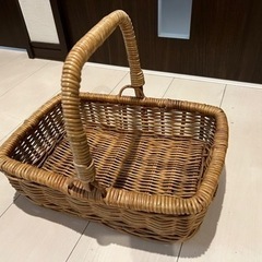 ラタン　バスケット