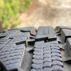 スタッドレスタイヤ 165/70R14 2020年 タイヤのみ2本      アクア、ヴィッツ、パッソ、ポルテ等の画像