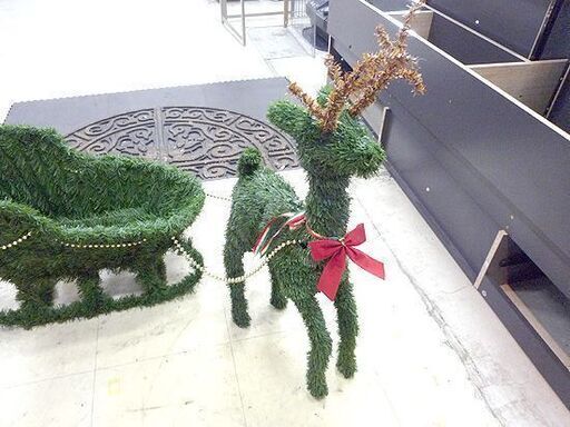クリスマス トナカイ＆ソリ 飾り オブジェ トナカイ高さ56㎝ 緑 置物 デコレーション オーナメント 芝風　グリーン 札幌市 新道東店